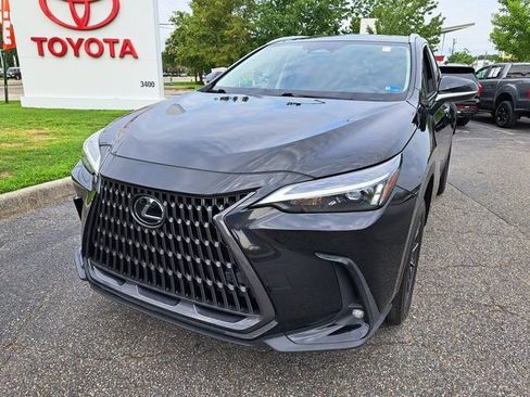 Used 2025 Lexus NX 250 FWD w/ Cold Area Package image 2