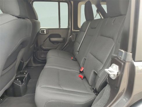 Certified 2020 Jeep Wrangler Unlimited Sport image 30