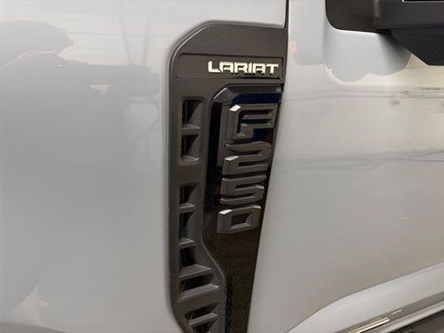 Used 2024 Ford F250 Lariat w/ Lariat Ultimate Package AWD/4WD image 8