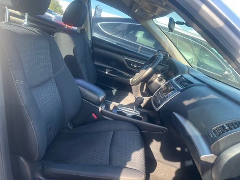 Used 2016 Nissan Altima 2.5 S w/ Power Driver Seat Package FWD image 15