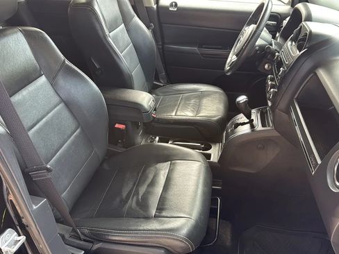 Used 2015 Jeep Patriot High Altitude AWD/4WD image 22