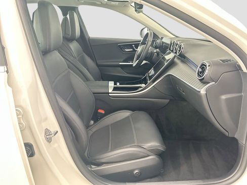 Used 2023 Mercedes-Benz C 300 Sedan image 18