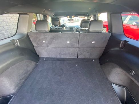 Used 2018 Jeep Grand Cherokee Limited w/ Trailer Tow Group IV image 33