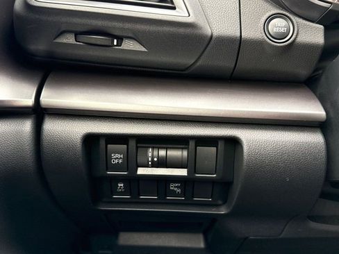 Used 2019 Subaru Crosstrek 2.0i Limited w/ Moonroof Package w/Navigation image 30