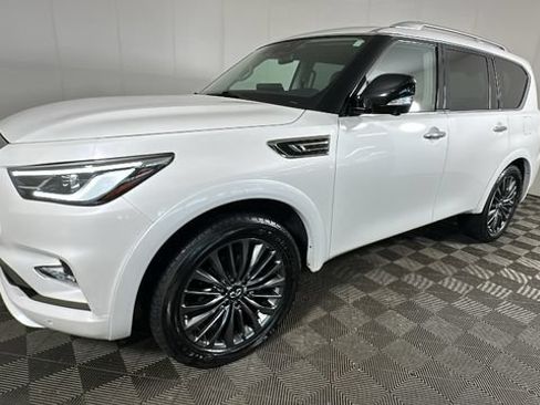 Used 2023 INFINITI QX80 Premium Select w/ Cargo Package AWD/4WD image 6