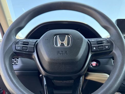 Used 2023 Honda Accord EX image 18