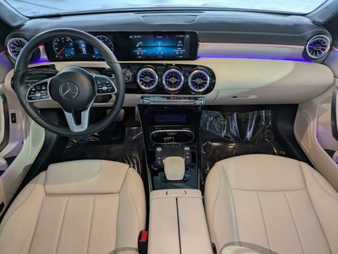Certified 2022 Mercedes-Benz CLA 250 image 15