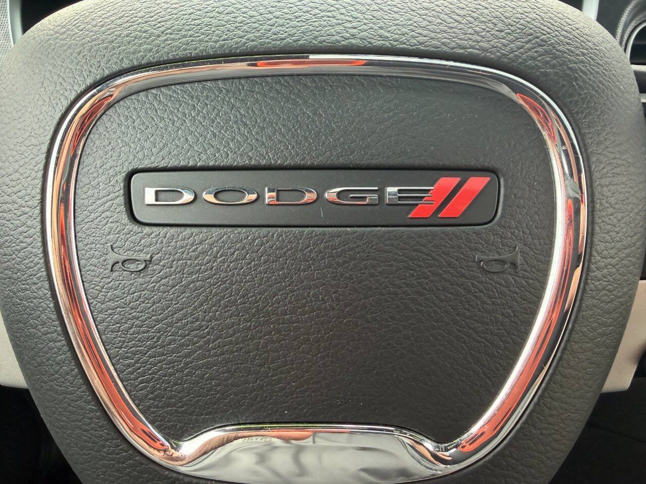 Used 2016 Dodge Charger SXT w/ AWD Plus Group image 19