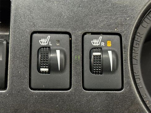 Certified 2023 Toyota 4Runner 40th Anniversary SE image 33