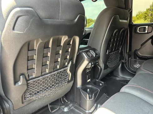Used 2020 Jeep Wrangler Unlimited Rubicon AWD/4WD image 24