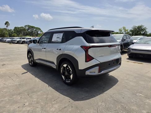 New 2027 Kia Seltos EX FWD image 6