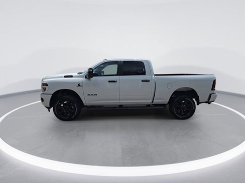 New 2026 RAM 2500 Big Horn AWD/4WD image 5
