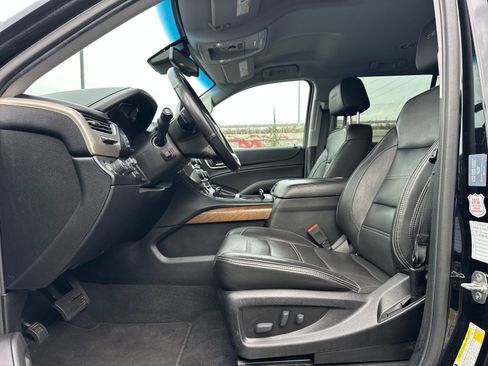 Used 2020 GMC Yukon XL Denali image 10