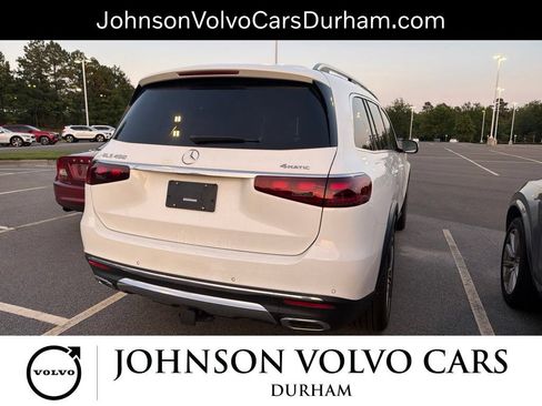 Used 2024 Mercedes-Benz GLS 450 4MATIC image 8