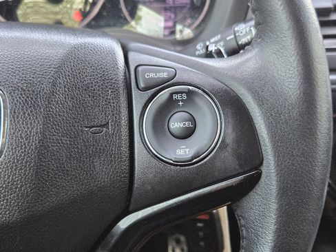 Used 2019 Honda HR-V Sport image 28