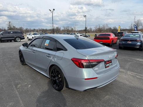 Used 2024 Honda Civic Sport image 6