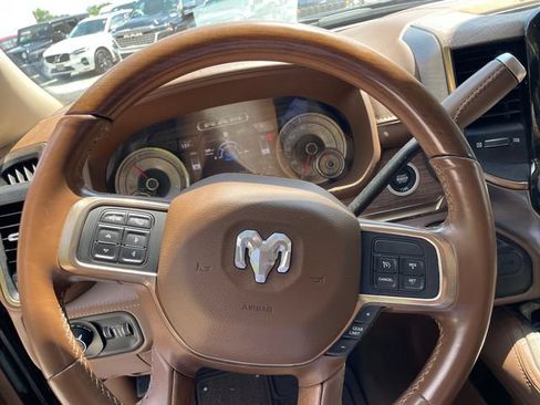 Used 2022 RAM 3500 Limited AWD/4WD image 30