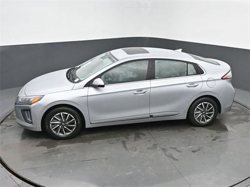Used 2021 Hyundai Ioniq Limited image 39
