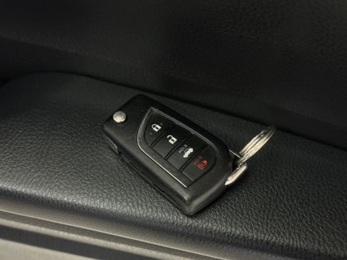 Used 2022 Toyota Camry SE image 52