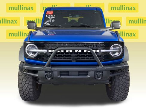 Used 2023 Ford Bronco Wildtrak image 16