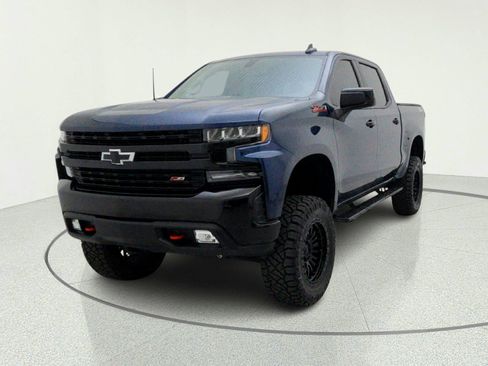 Used 2020 Chevrolet Silverado 1500 LT Trail Boss AWD/4WD image 2