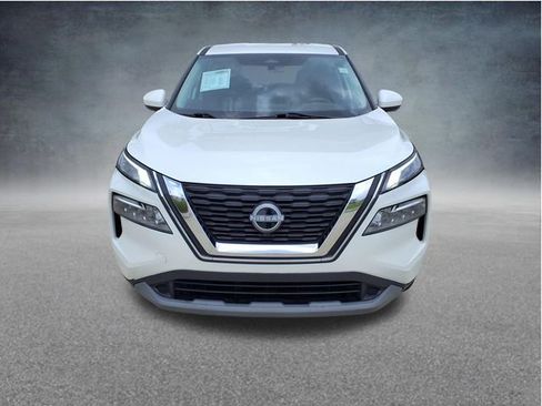 Used 2023 Nissan Rogue SV FWD image 2