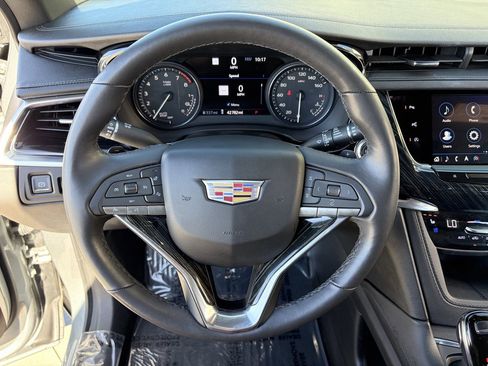 Certified 2023 Cadillac XT6 Premium Luxury w/ Technology Package image 24