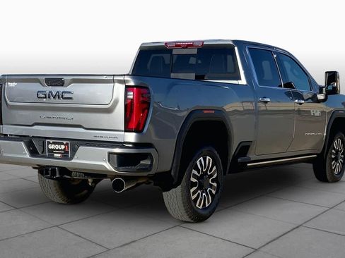 Used 2025 GMC Sierra 2500 Denali Ultimate AWD/4WD image 13