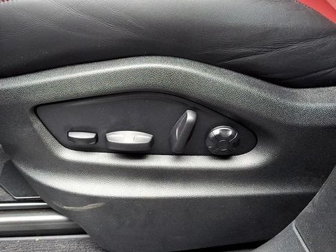Certified 2026 Porsche Cayenne S AWD/4WD image 17