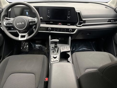 Used 2025 Kia Sportage LX image 14