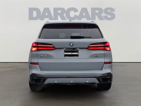 Certified 2025 BMW X5 xDrive50e w/ M Sport Package image 5