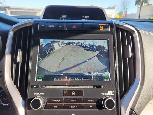 Used 2022 Subaru Ascent Limited w/ Technology Package image 24