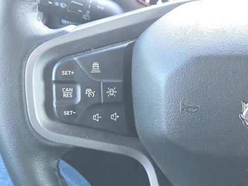 Used 2023 Ford Bronco Wildtrak image 36