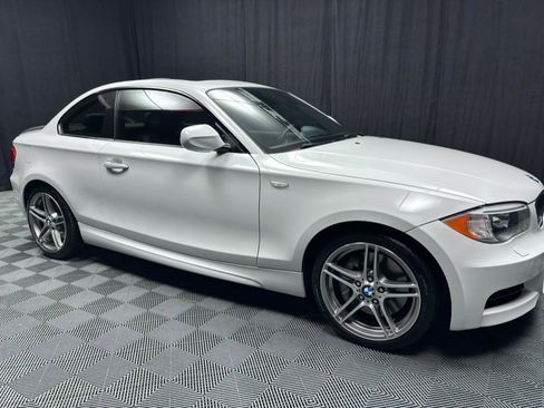 Used 2012 BMW 135i w/ M Sport Package w/ Premium Pkg image 17