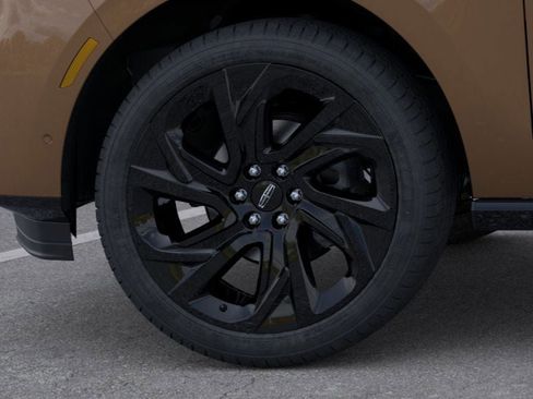 New 2025 Lincoln Navigator Black Label image 19