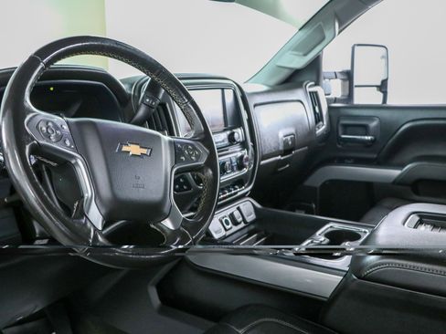 Used 2016 Chevrolet Silverado 2500 LTZ w/ Duramax Plus Package AWD/4WD image 25
