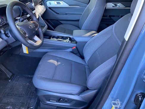 New 2026 Ford Explorer Active image 9
