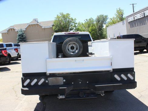 Used 2024 Chevrolet Silverado 3500 LT w/ Convenience Package AWD/4WD image 4