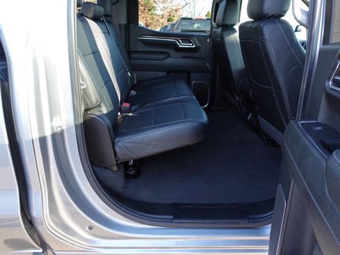 Used 2024 Chevrolet Silverado 1500 LT image 29