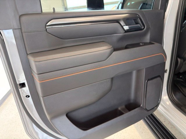 Used 2025 GMC Sierra 2500 AT4 w/ AT4 Premium Plus Package AWD/4WD image 46