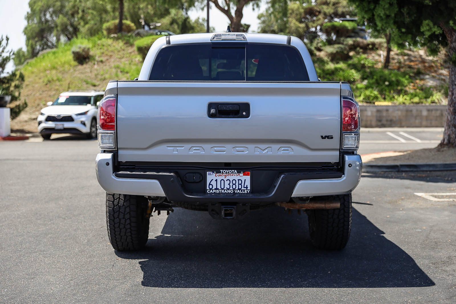 Used 2021 Toyota Tacoma TRD Off-Road w/ Technology Package AWD/4WD image 6