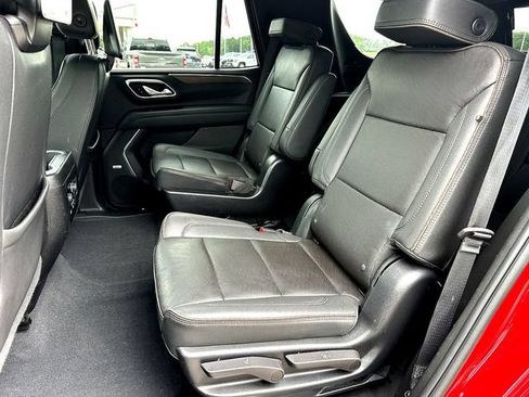Used 2023 Chevrolet Tahoe High Country w/ Advanced Technology Package RWD image 18
