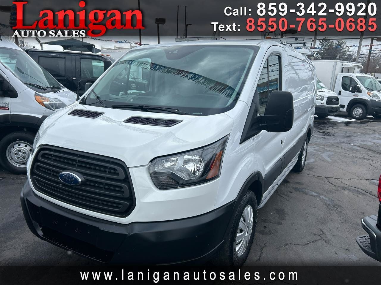 Used 2018 Ford Transit 150 130 Low Roof RWD image 1