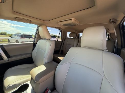 Used 2013 Toyota 4Runner SR5 w/ Convenience Pkg RWD image 17