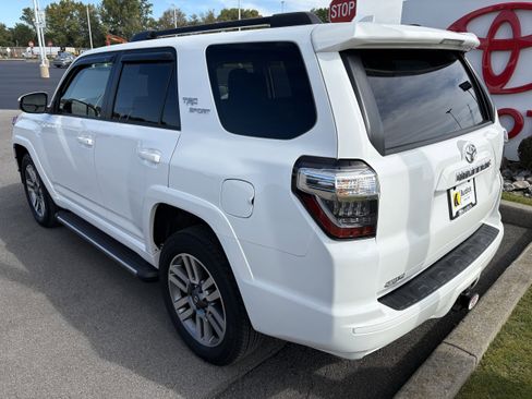 Used 2022 Toyota 4Runner TRD Sport image 6