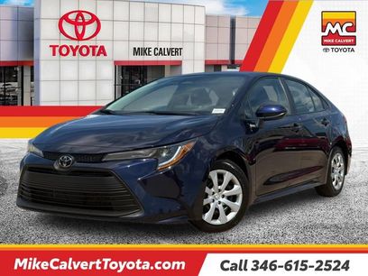 Used 2025 Toyota Corolla LE