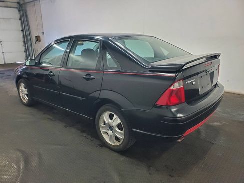 Used 2005 Ford Focus ST FWD image 5