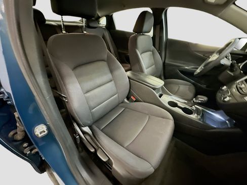 Used 2024 Chevrolet Malibu LT image 32