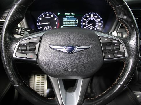Used 2018 Genesis G80 3.3T Sport RWD image 17