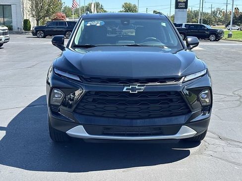 Certified 2024 Chevrolet Blazer LT w/ Convenience Package FWD image 3